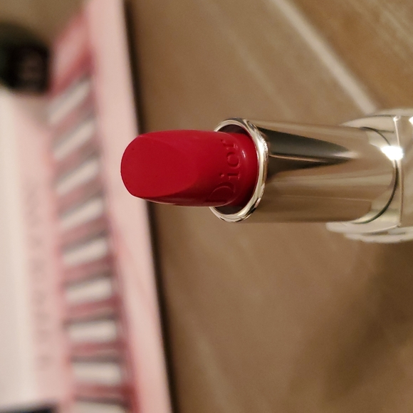 New in box Dior Rouge lipstick 999 satin deluxe mini & DIOR LIPGLOW sample pack - Picture 2 of 8
